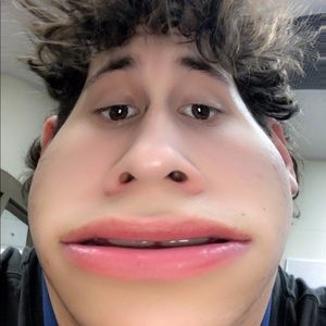 Meet your Posher, Logan